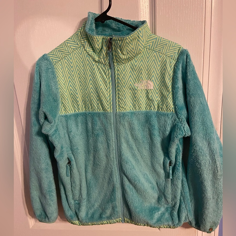North Face Fleece Jacket (Teen 14/16)🍀or would fit women’s small